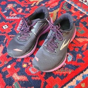 Brooks Running Shoes👟